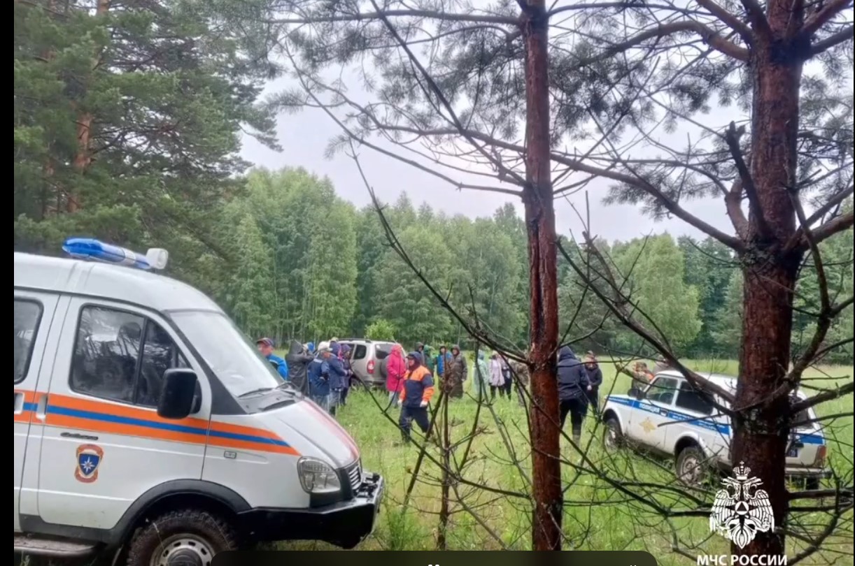 В Татарстане спасатели и добровольцы почти двое суток искали в лесу пенсионерку