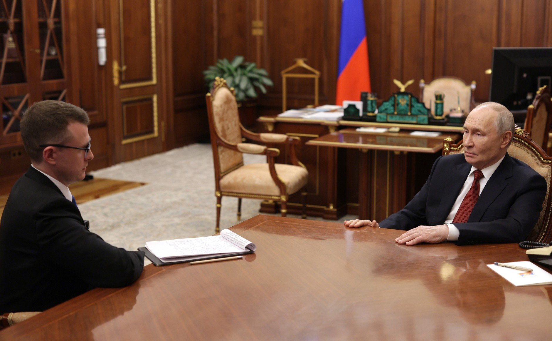 Переговорные контакты по Украине продолжаются, подтвердил Путин