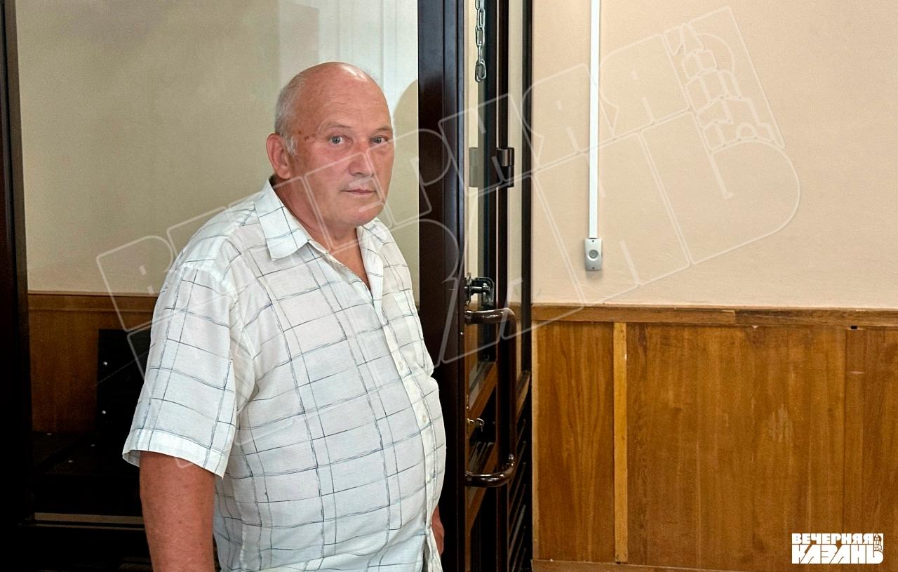 Пожарный эксперт из Казани попал на скамью подсудимых за вымогательство взятки