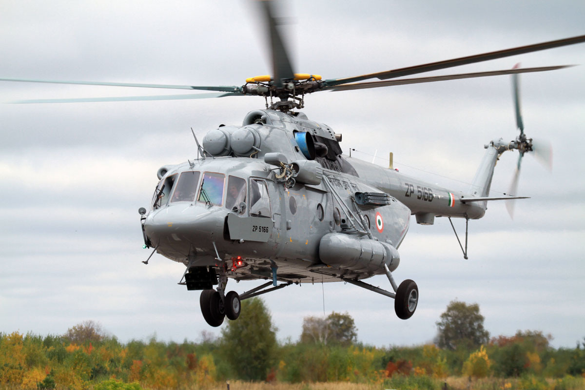 Индонезия получила два новых вертолета Ми-17В-5 с казанского завода