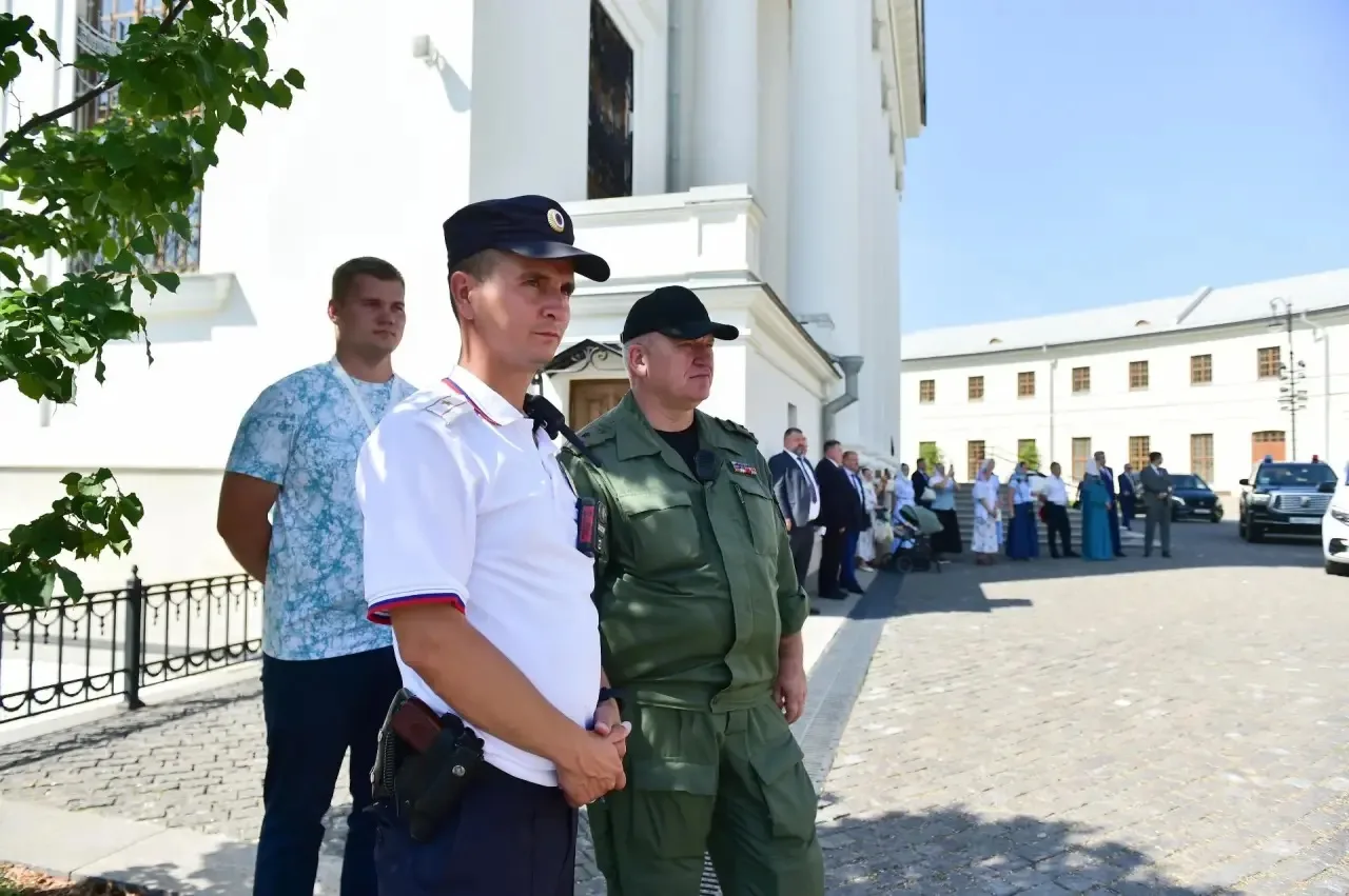Крестный ход в Казани сопровождали 200 полицейских