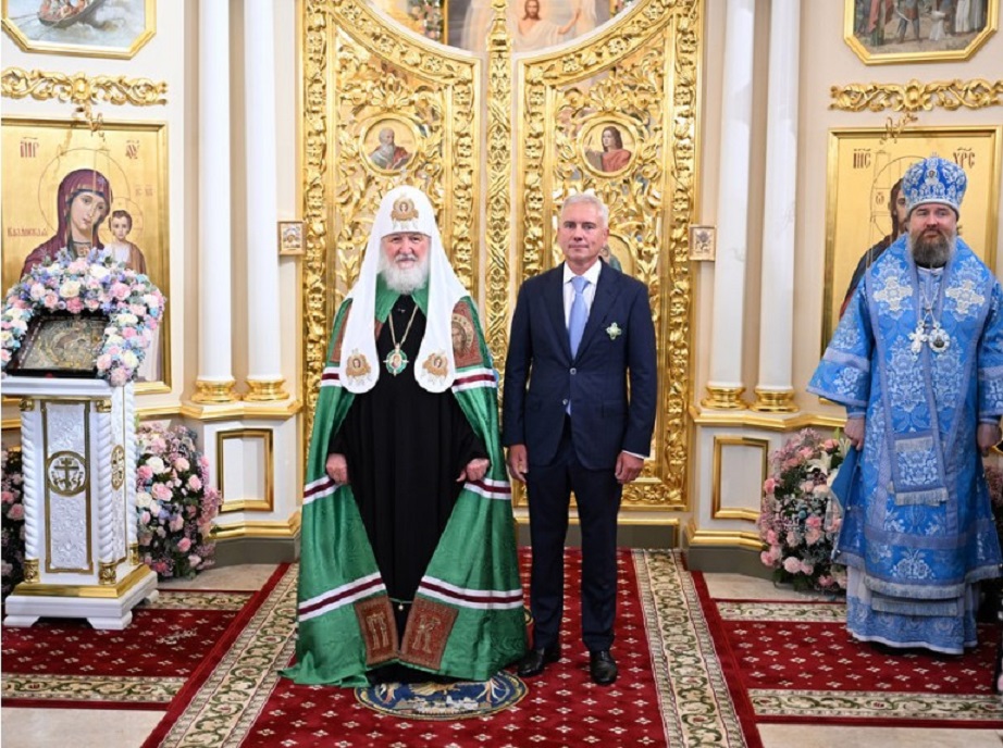 Патриарх Кирилл наградил заммэра Казани орденом преподобного Сергия Радонежского