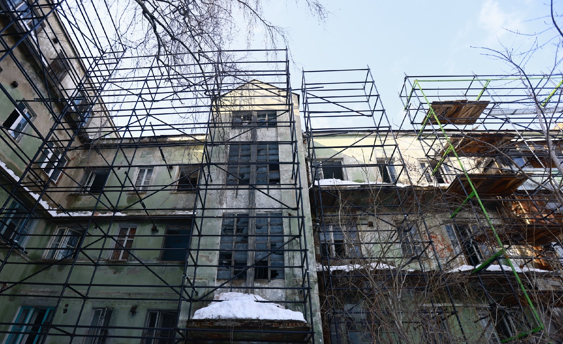 Инженеры признали большую часть Мергасовского дома аварийной в Казани