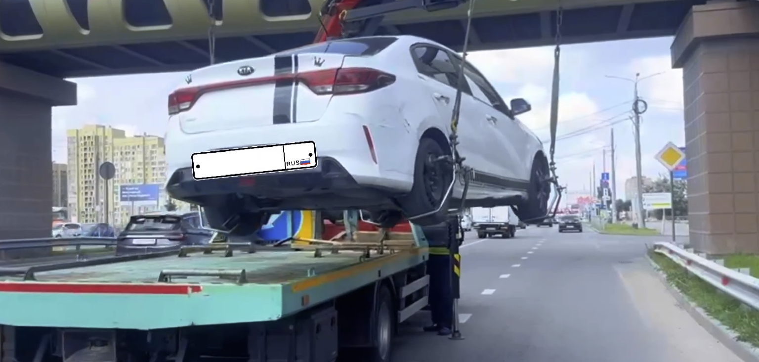 В ходе рейда в Казани у водителя Kia Rio изъяли авто за долг в 11 млн рублей
