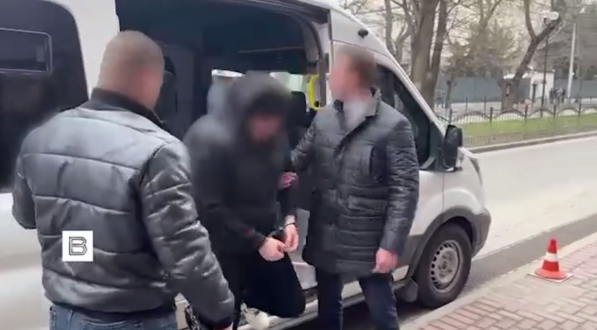 Двое россиян готовили покушение на главу нового региона в Крыму по заданию Киева
