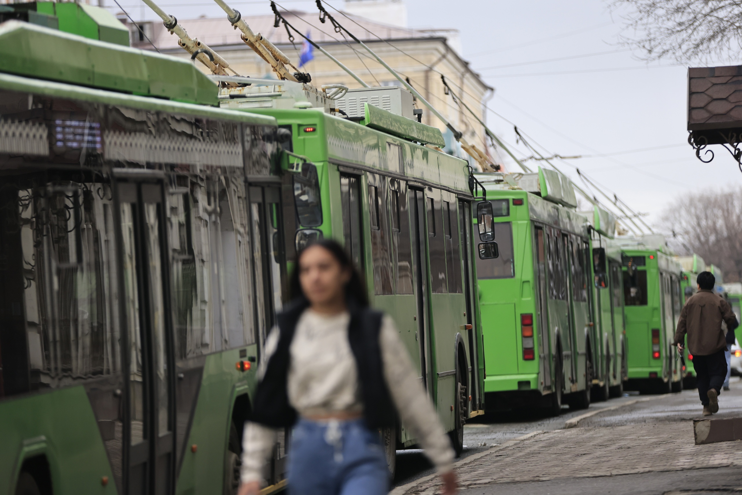 Забытый в общественном транспорте багаж будут хранить иначе с 1 сентября