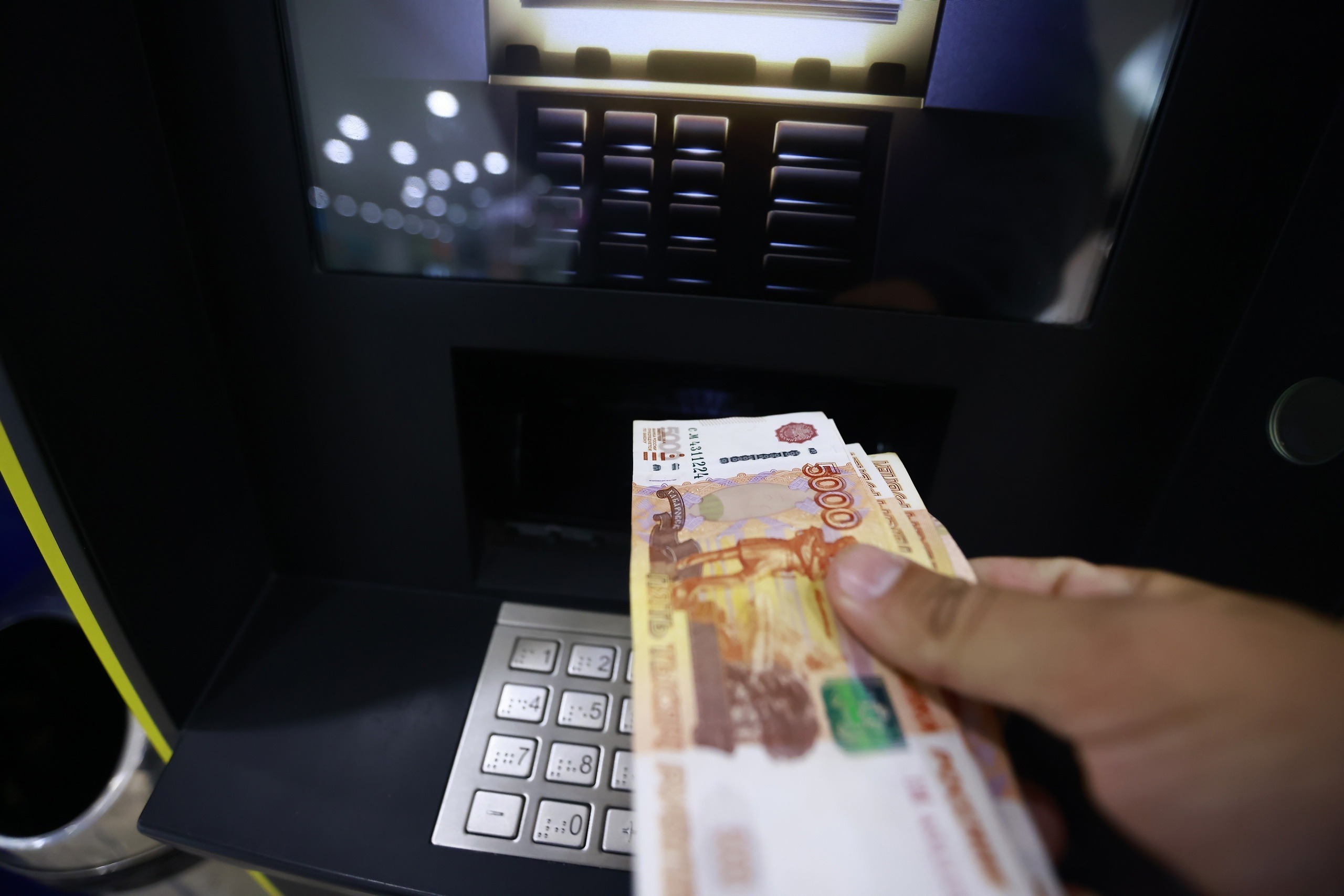 Хищения через банкоматы в России взлетели в десятки раз за год