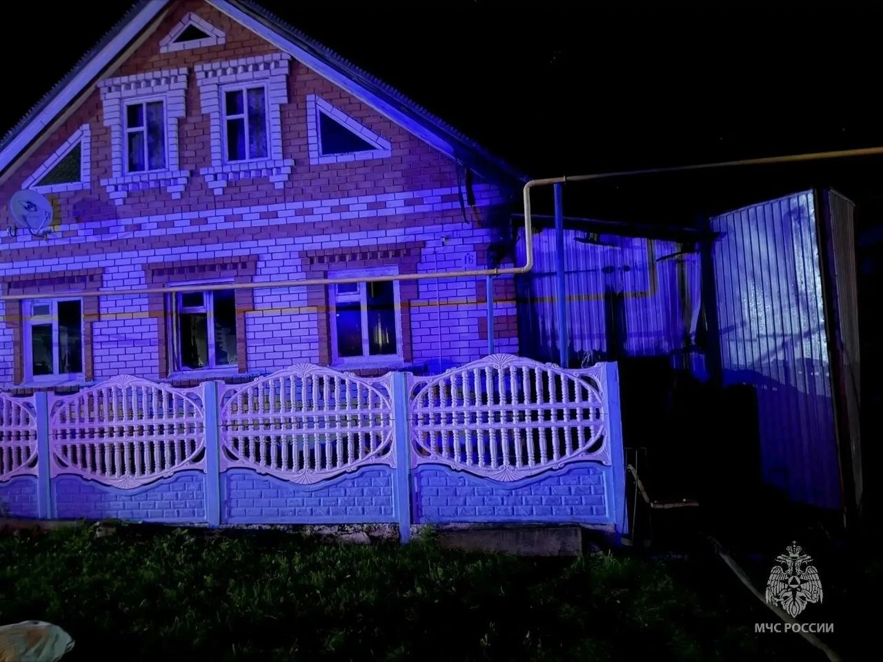 Пожилые супруги погибли при пожаре в Буинском районе