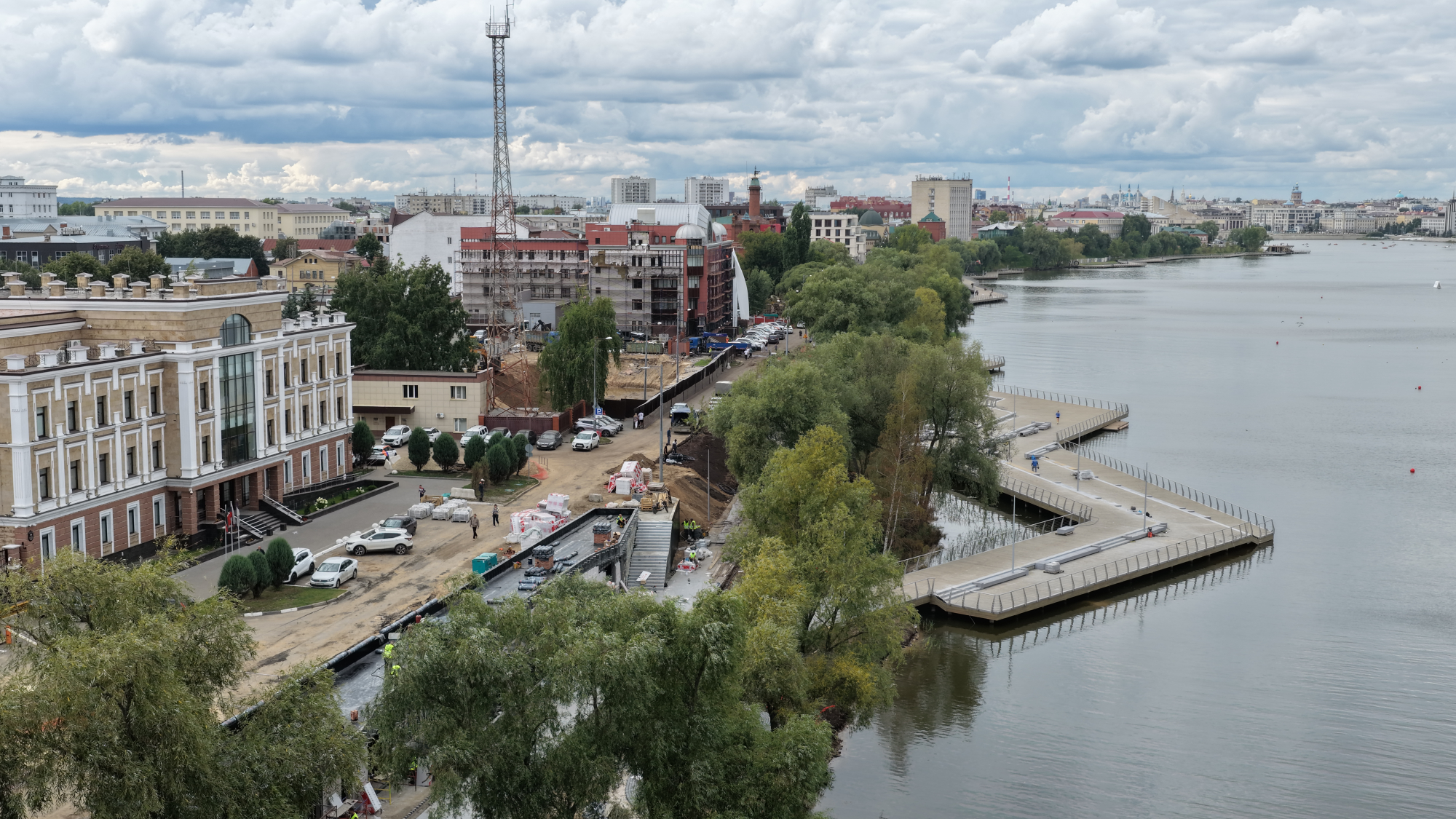Каким получится обновленное пространство у озера Кабан