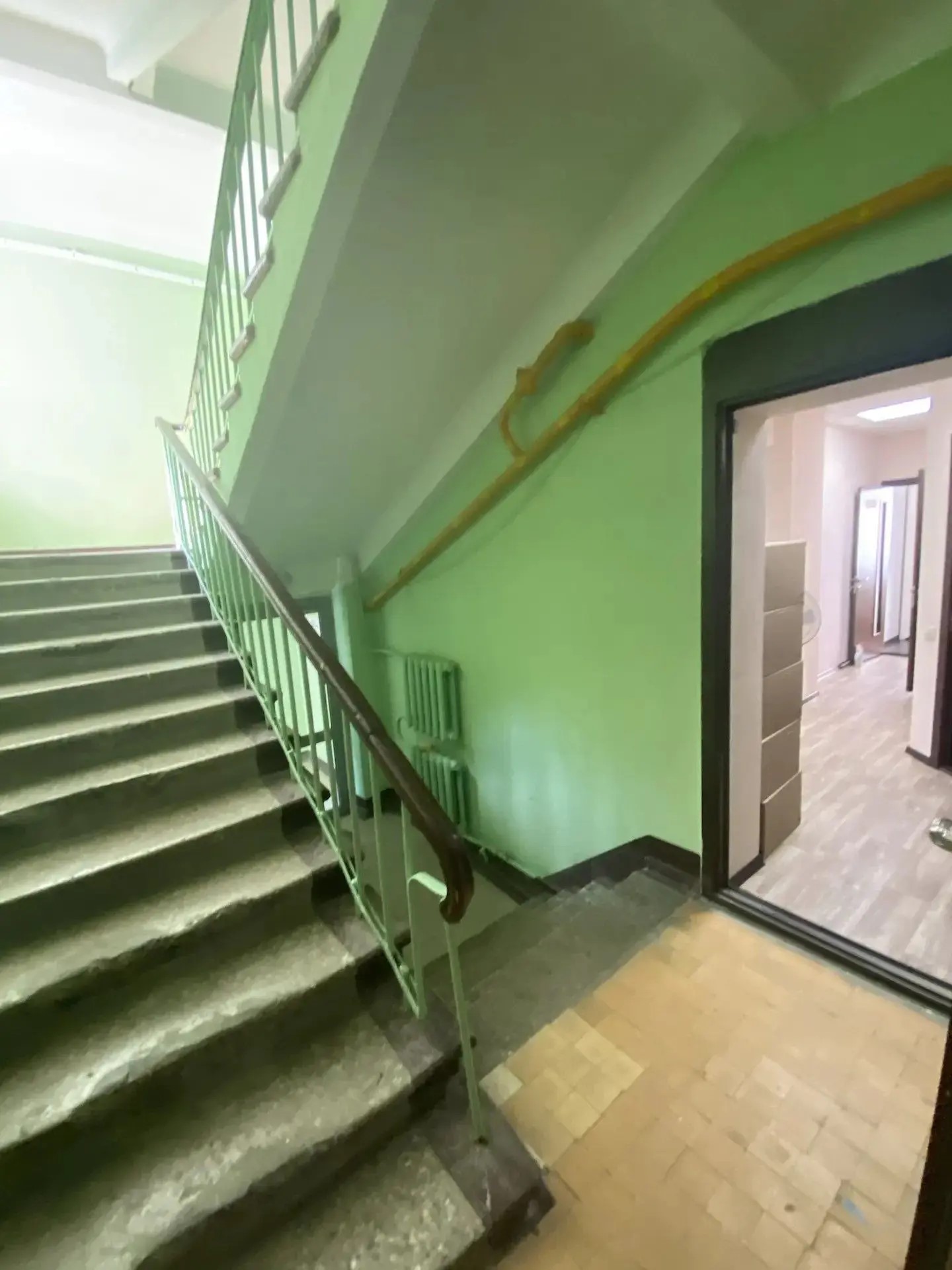 В Казани собственника наказали за установку двери в несущей стене