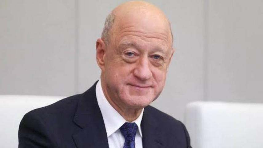 Полностью бесплатным призвал сделать первое высшее образование зампред Госдумы