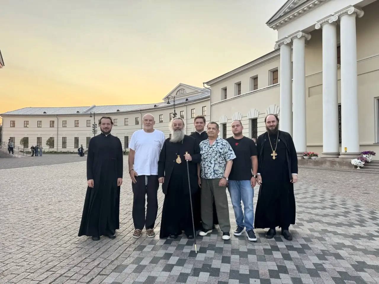 Матвиенко и Расторгуев поклонились святыне в Казанском монастыре