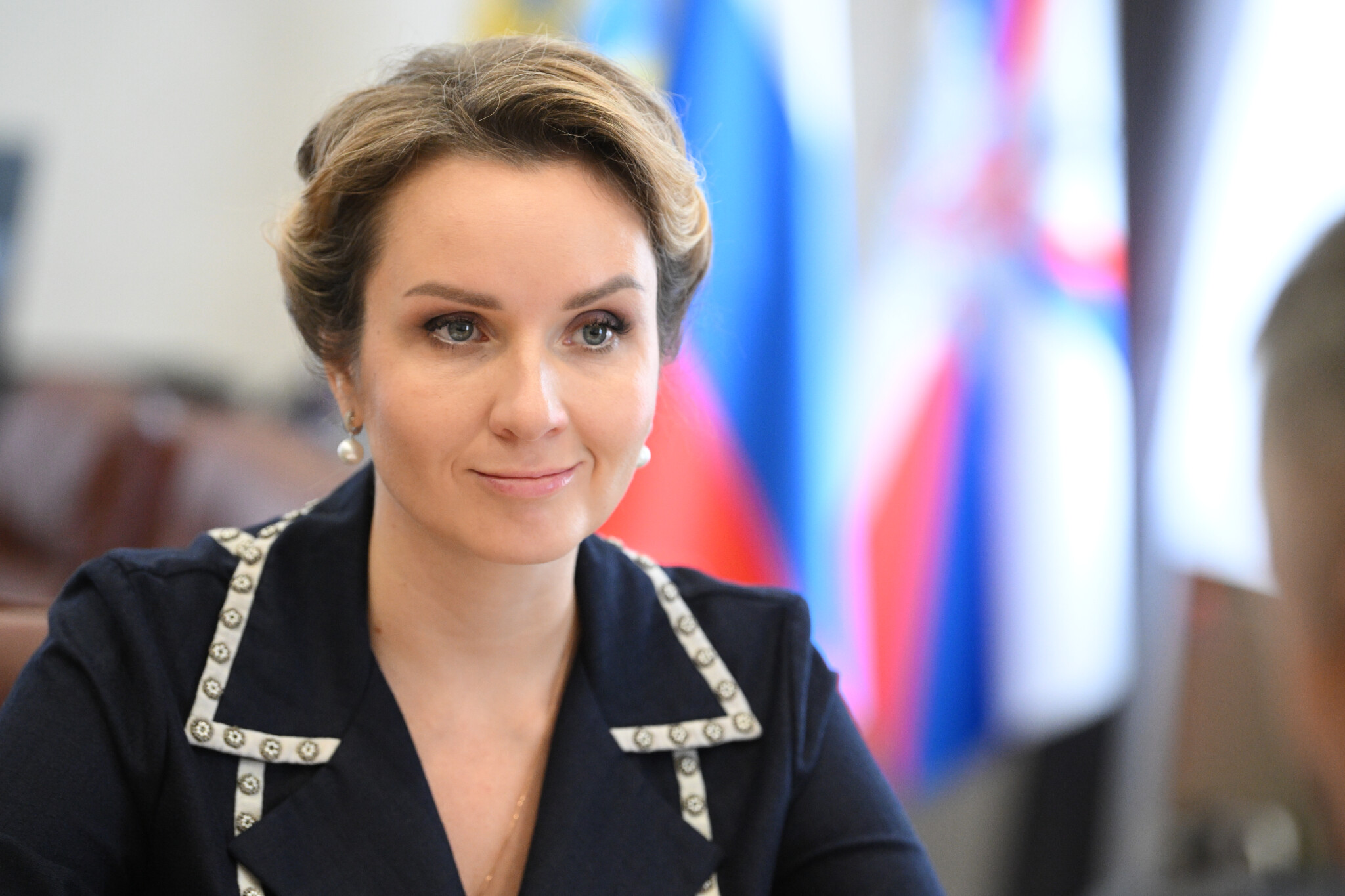 Львова-Белова предложила выдавать сертификат «Семьям рады» паркам и дворам