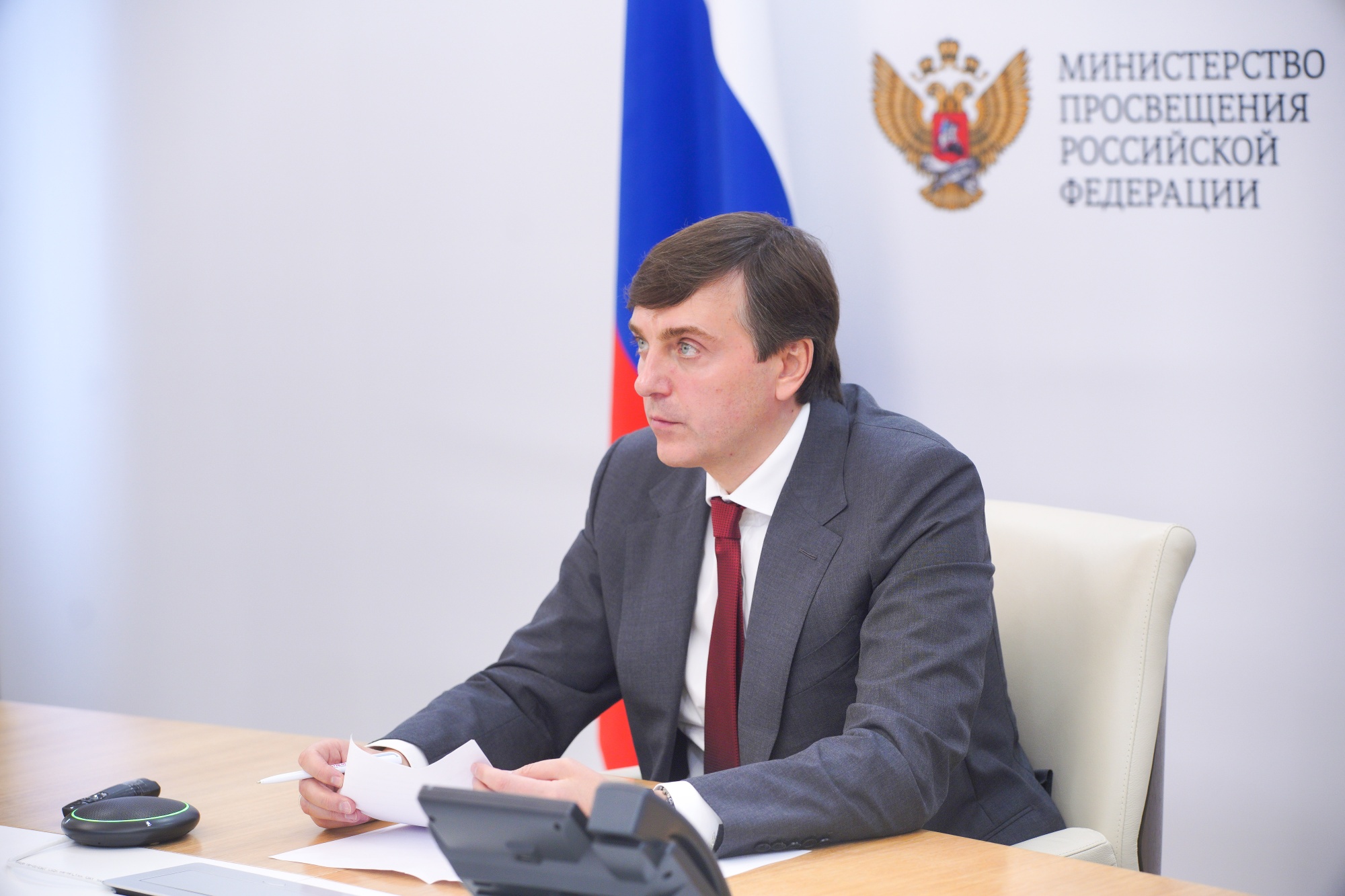 Кравцов назвал норму часов работы для учителей в неделю