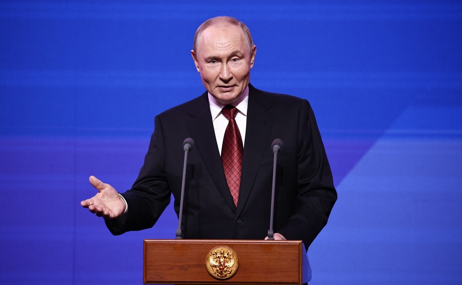 Путин в День знаний призвал школьников не бояться сложностей