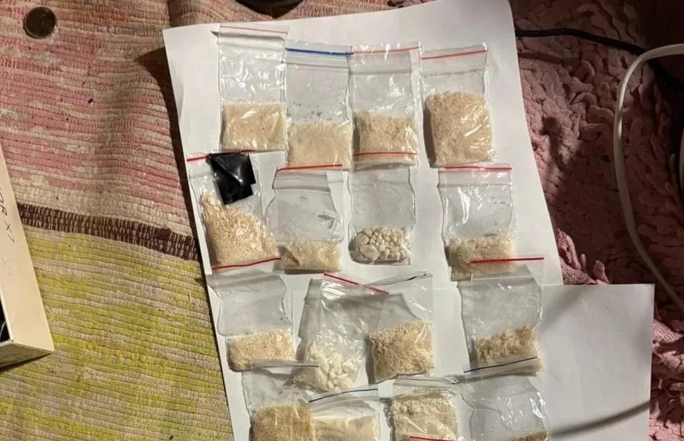 Дома у трех жителей Татарстана нашли свыше 400 грамм наркотиков