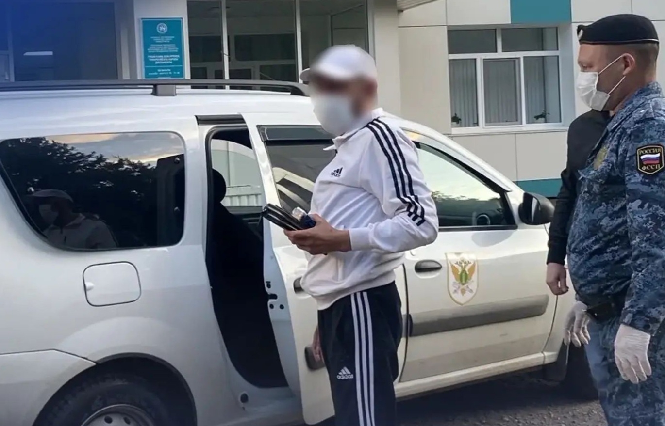 Приставы принудительно госпитализировали татарстанца с туберкулёзом
