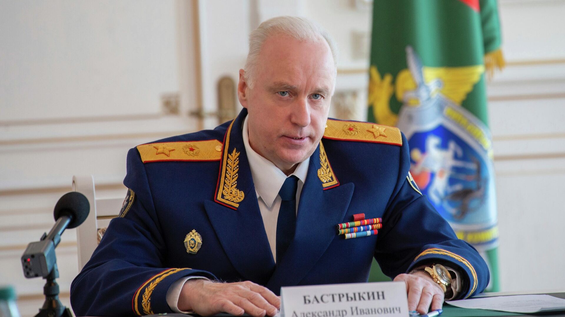 Бастрыкину доложат о массовом отравлении в кафе Казани