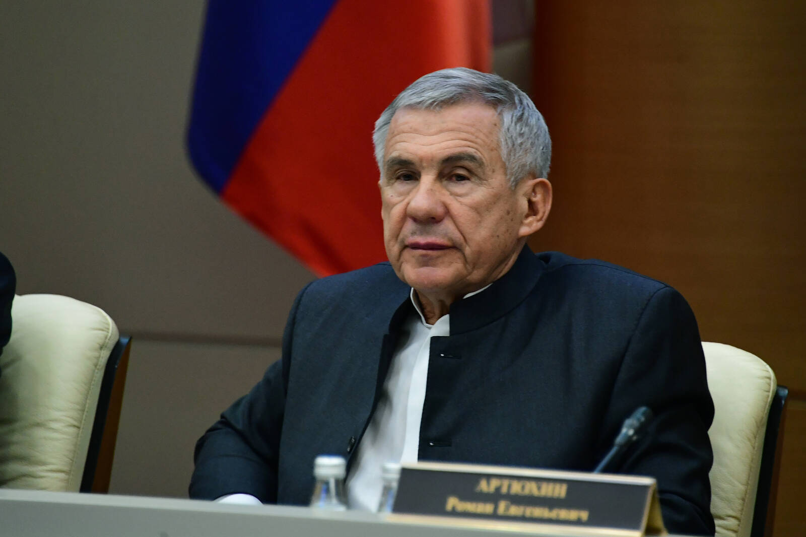 Глава Татарстана поблагодарил татарстанцев, помогающих жителям ДНР и ЛНР