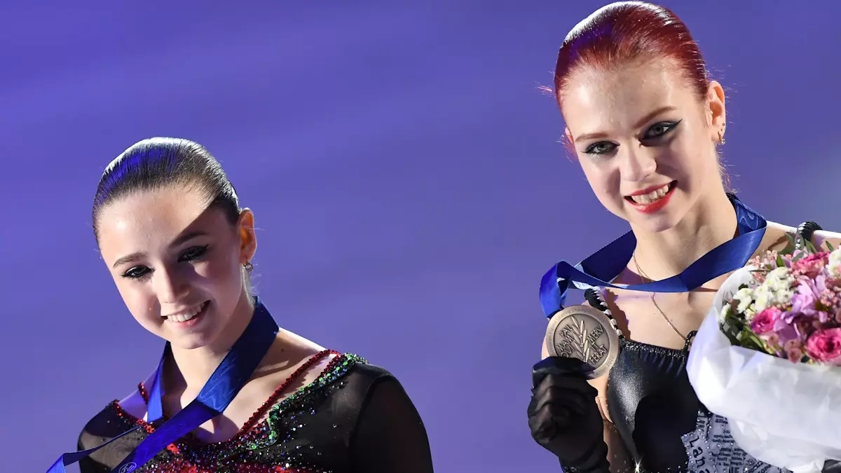 Британская фигуристка Смит назвала Трусову и Валиеву примерами для подражания