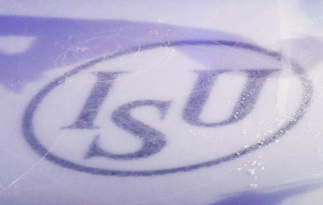 ISU сохранил запрет на проведение международных турниров в России