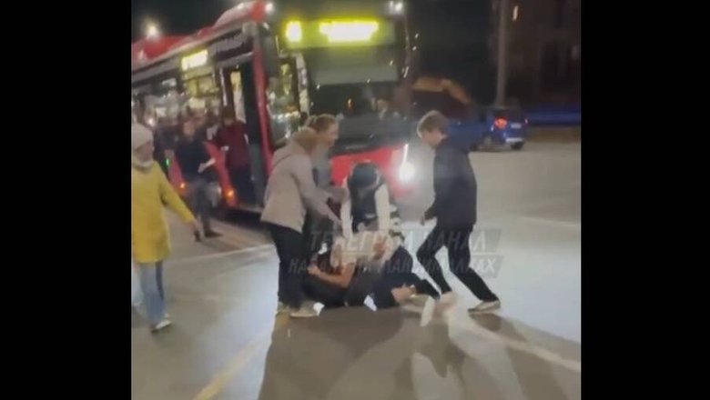 Родителей наказали за драку подростков с водителем автобуса в Казани
