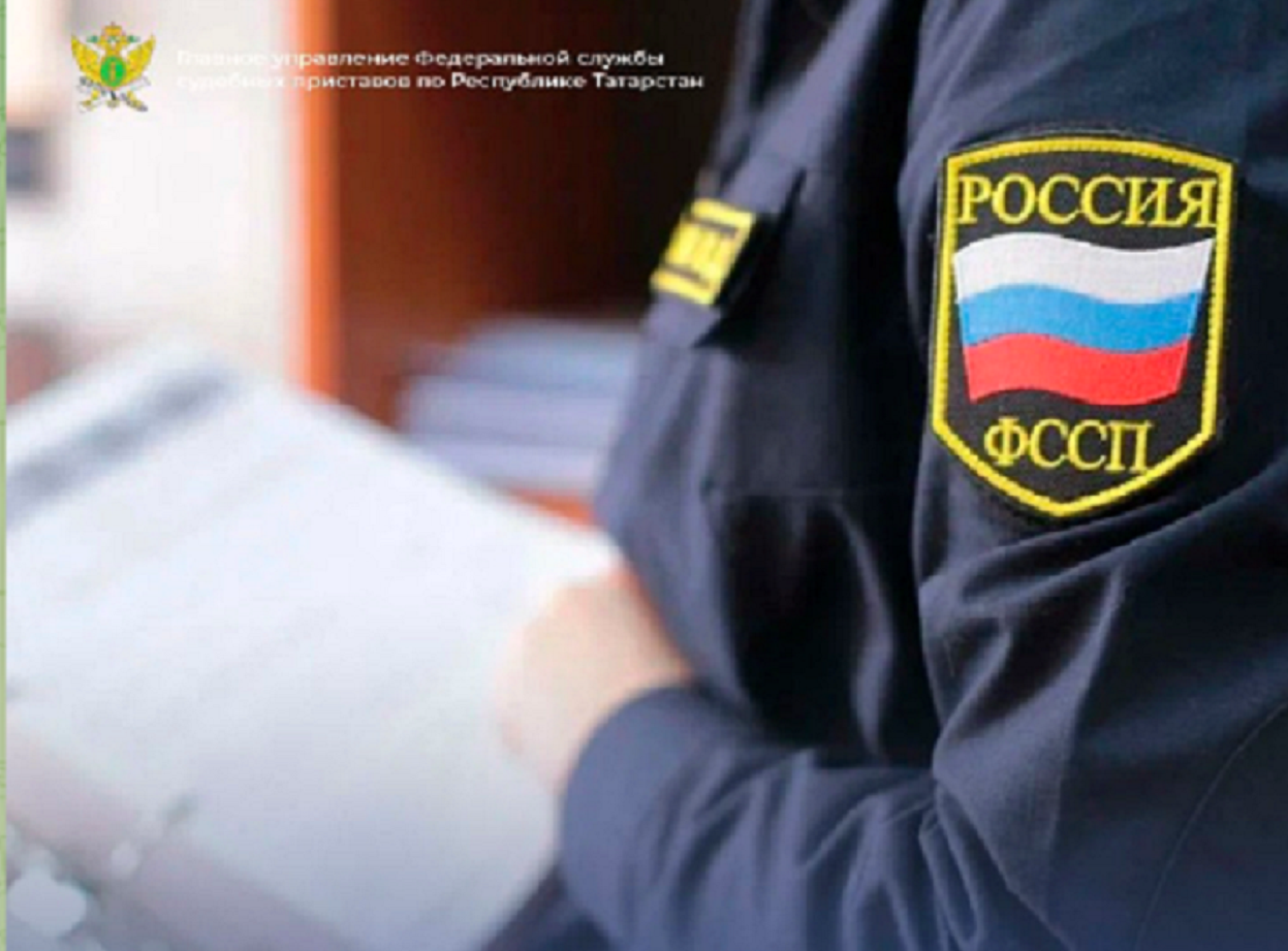 Неплательщица алиментов в Агрызе спряталась от судебных приставов под одеждой