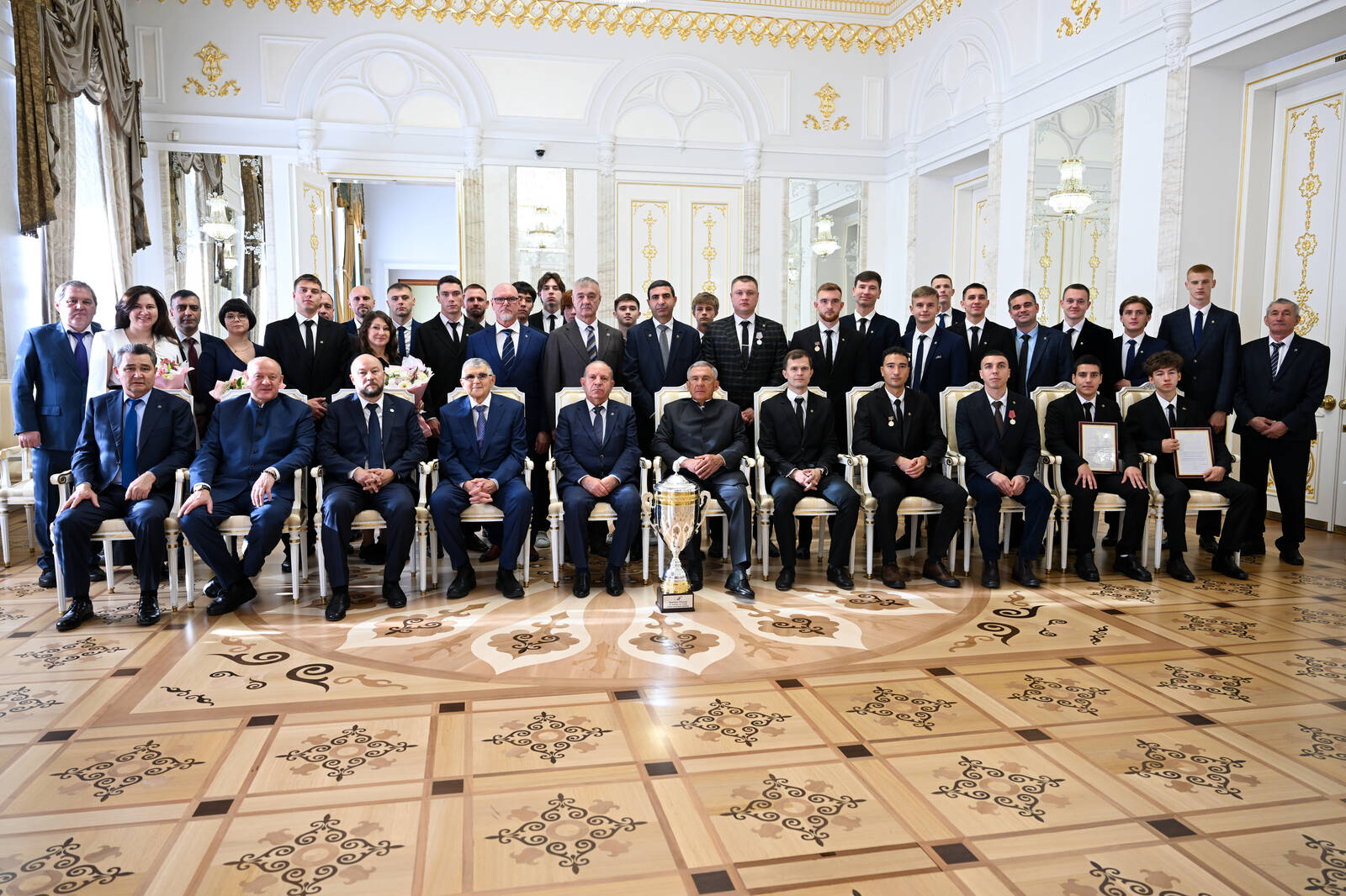 Минниханов поздравил «Динамо-Ак Барс» с 24-м чемпионским титулом